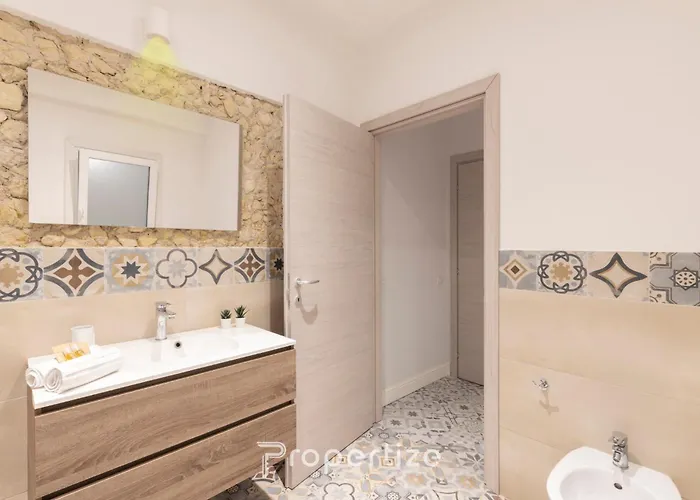 アパート Atelier By Propertize